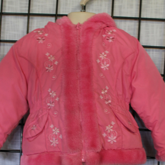 *Final Sale Warm Girls 2T Okie Dokie Winter Jacket VGC - Picture 1 of 3